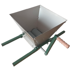 Zdrobitor manual de struguri ZSM-30, cuva INOX 30L, productivitate max. 500kg/h, fara desciorchinator