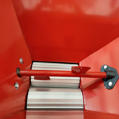 Zdrobitor electric de struguri ZSE-100M cu desciorchinator si agitator, cuva 50L, productivitate max. 1500kg/h
